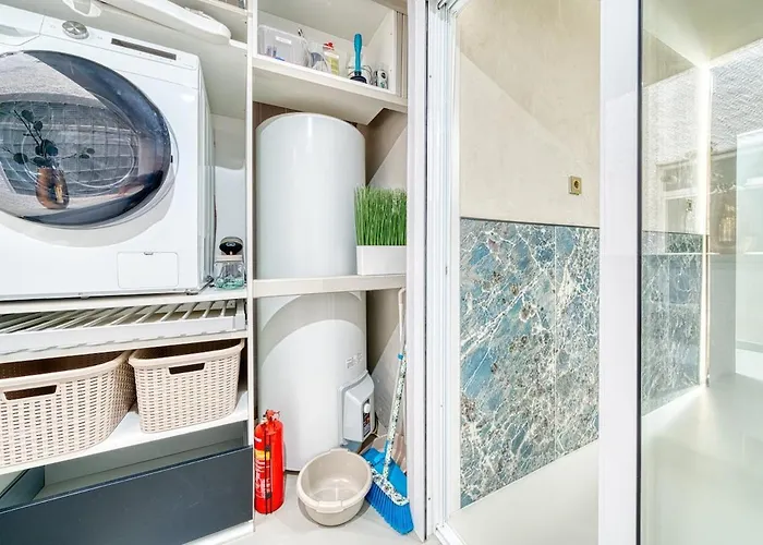 Apartment Luxury With Cinemaroom 600 Mtr From The Fuengirola