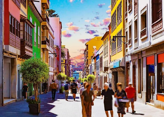 Luxury With Cinemaroom 600 Mtr From The Apartment