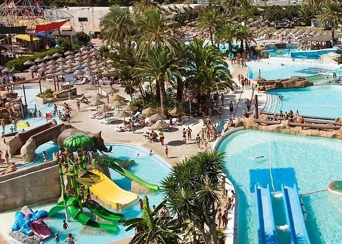 Luxury With Cinemaroom 600 Mtr From The *