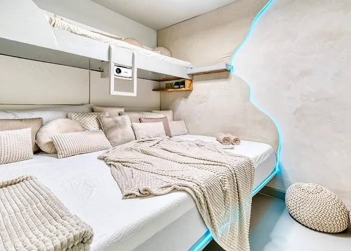 Appartement Luxury With Cinemaroom 600 Mtr From The Fuengirola